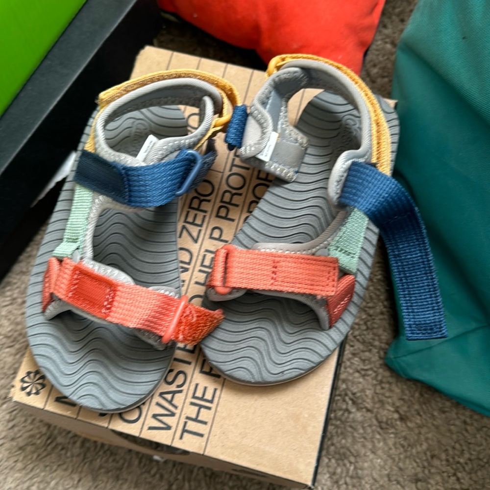 Cat and Jack sandals